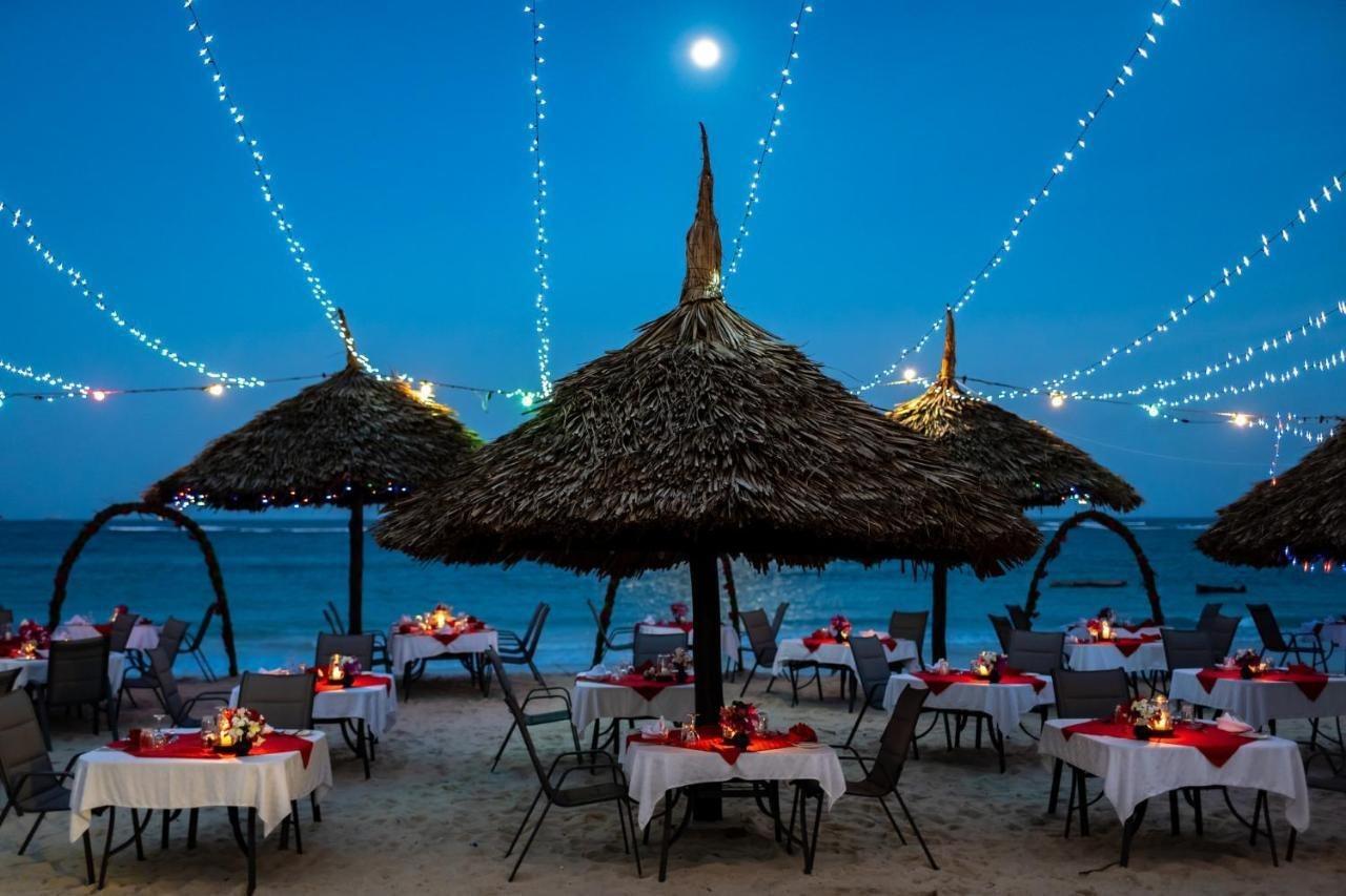 Southern Palms Beach Resort Diani Beach Bagian luar foto