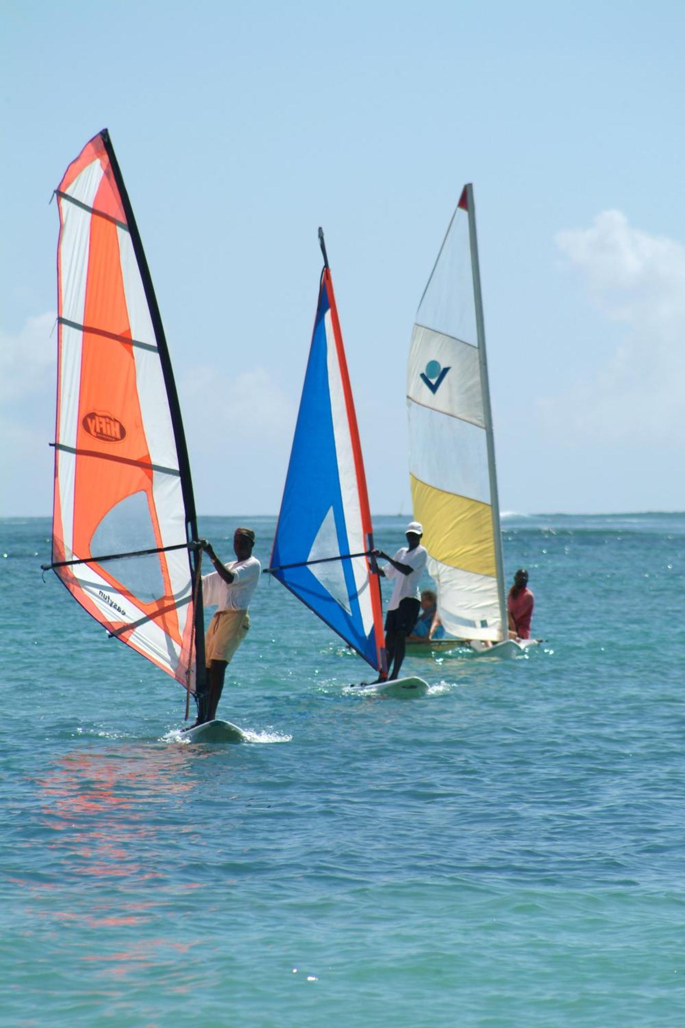 Southern Palms Beach Resort Diani Beach Bagian luar foto