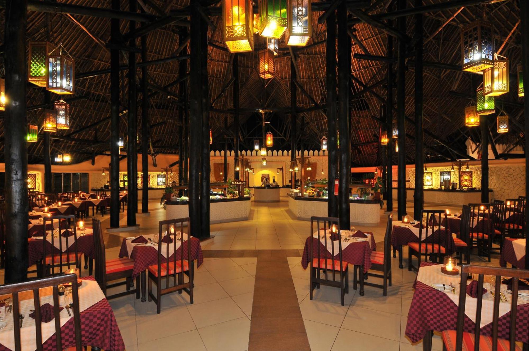 Southern Palms Beach Resort Diani Beach Bagian luar foto
