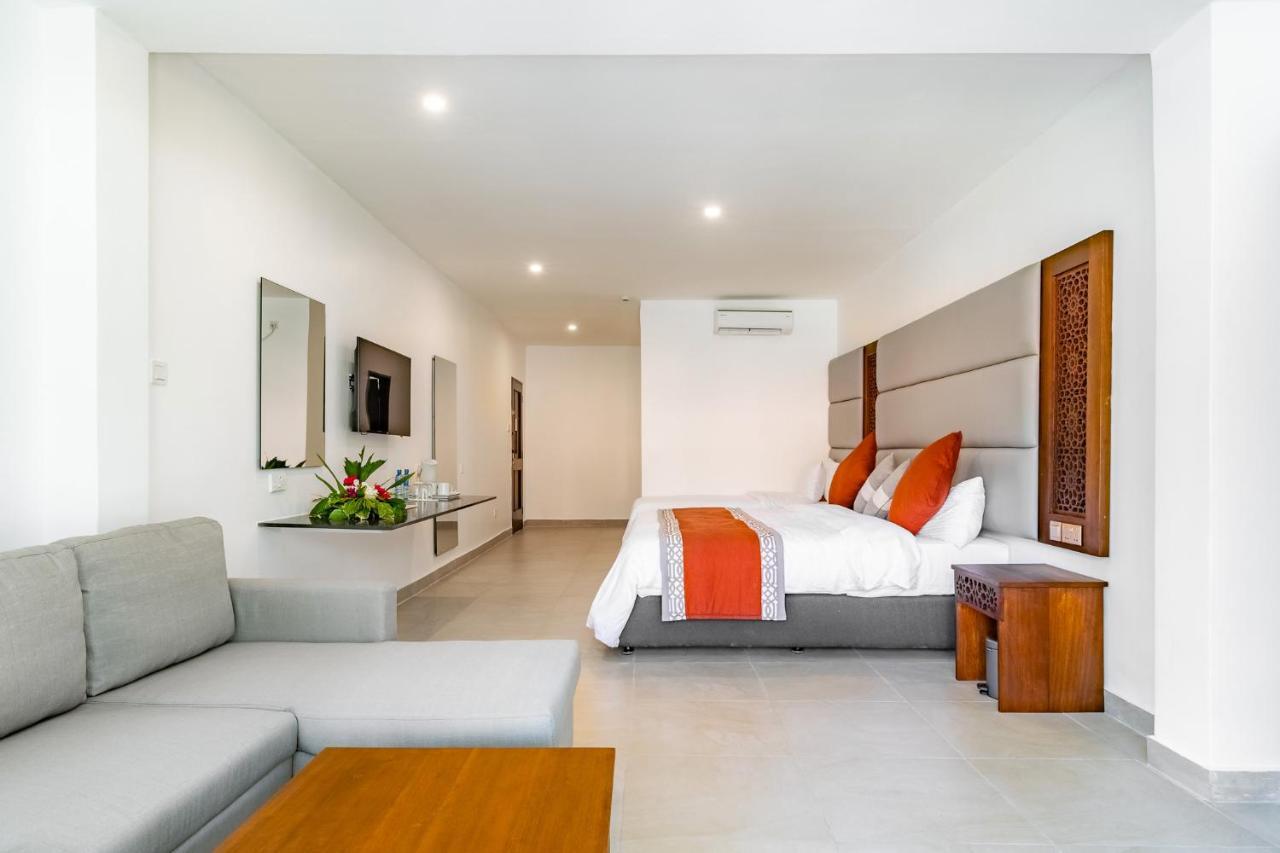Southern Palms Beach Resort Diani Beach Bagian luar foto