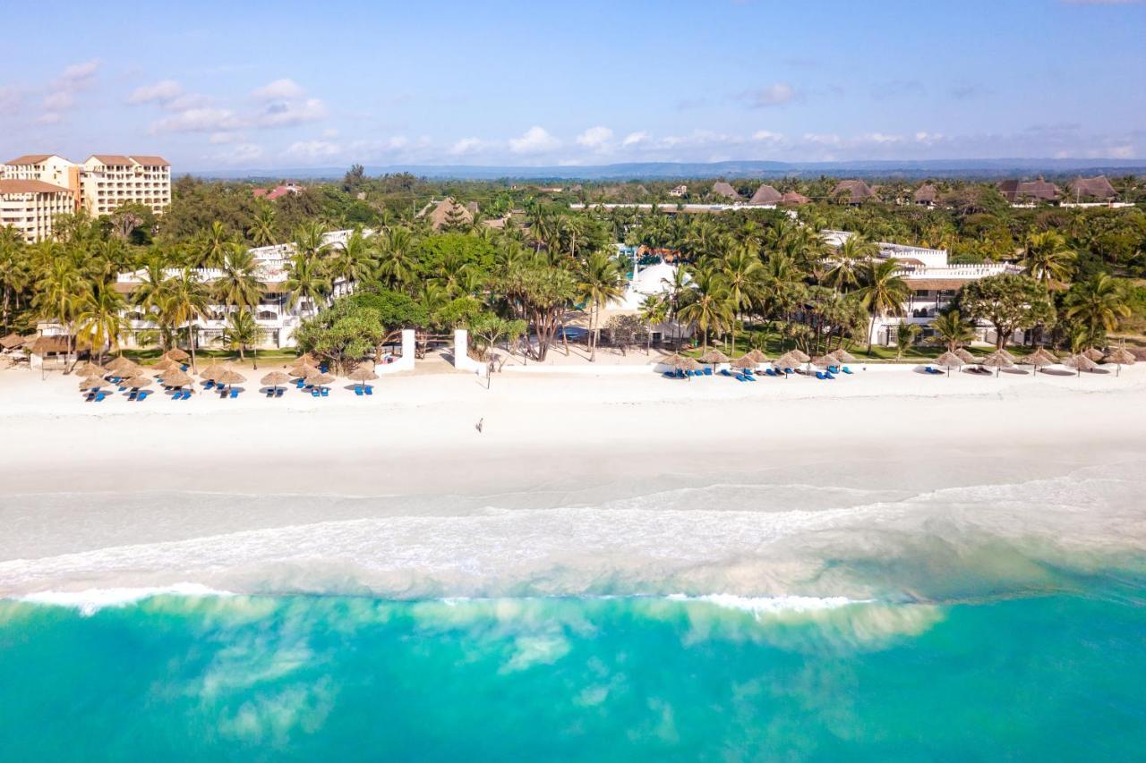 Southern Palms Beach Resort Diani Beach Bagian luar foto