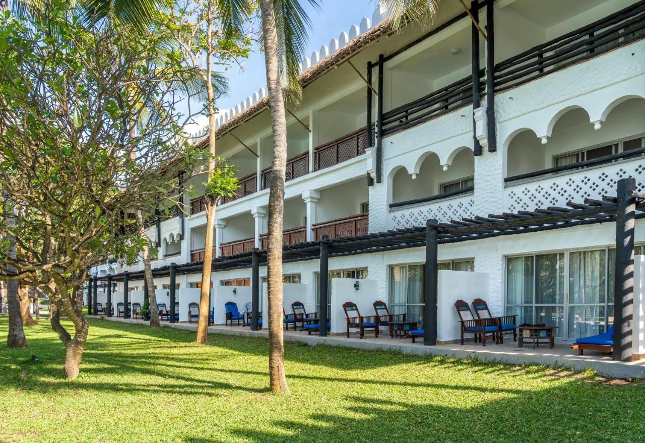 Southern Palms Beach Resort Diani Beach Bagian luar foto