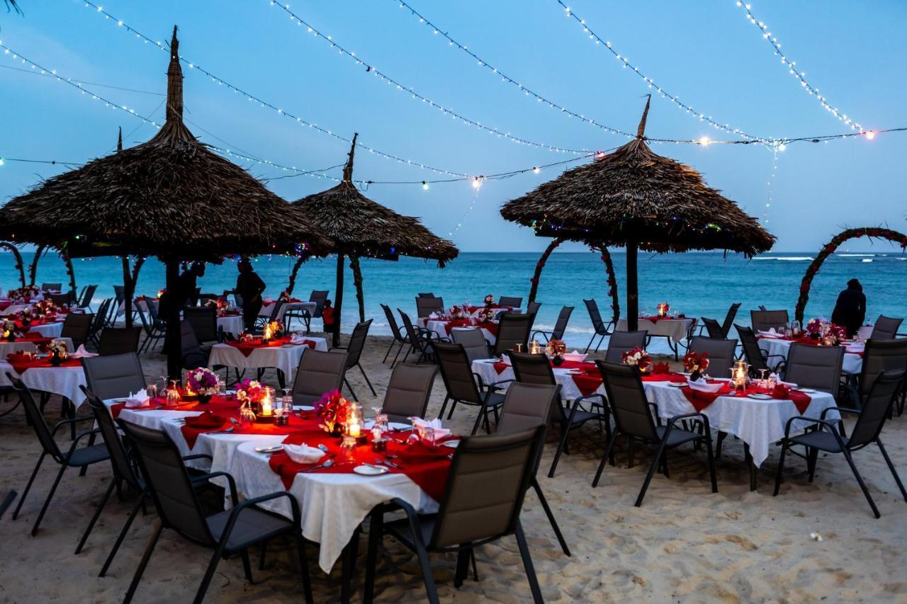 Southern Palms Beach Resort Diani Beach Bagian luar foto